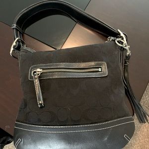Vintage 2000s Black Coach Shoulder Bag